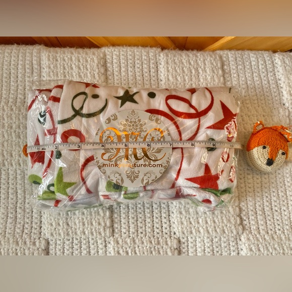 Minky Couture Christmas Pillowcase - Picture 5 of 5